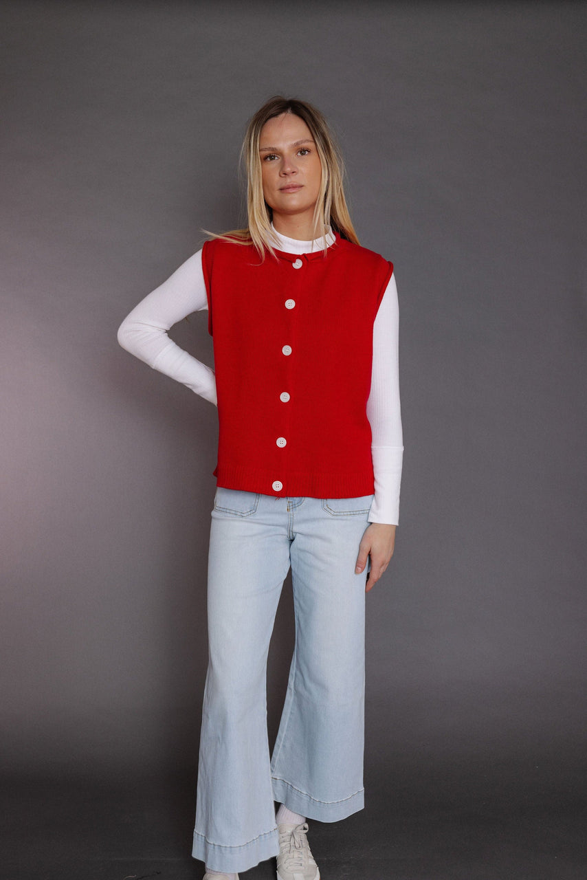 Murphy Sweater Vest in Cherry